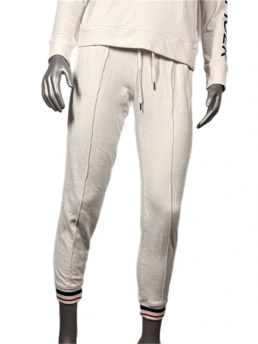 Tommy Hilfiger | Heritage Logo Pullover Sweatshirt & Matching Jogger Pants Set - Picture 3 of 16